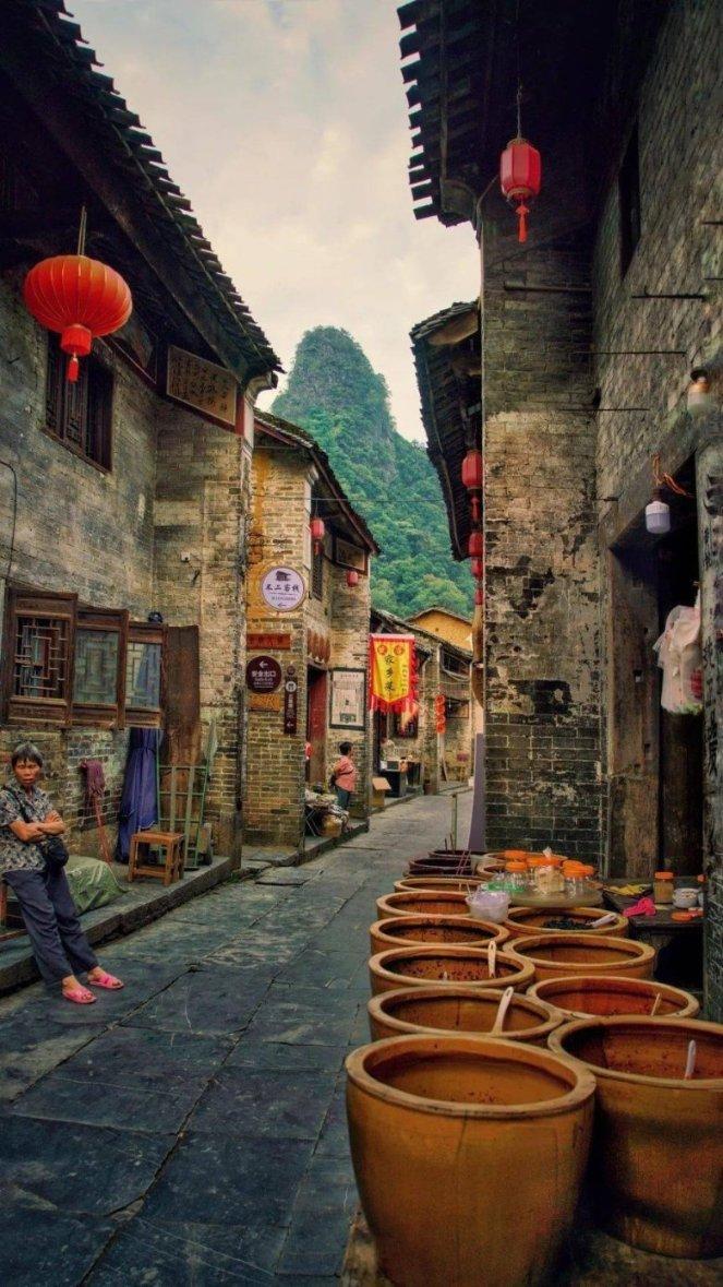 向上跳的香蕉
